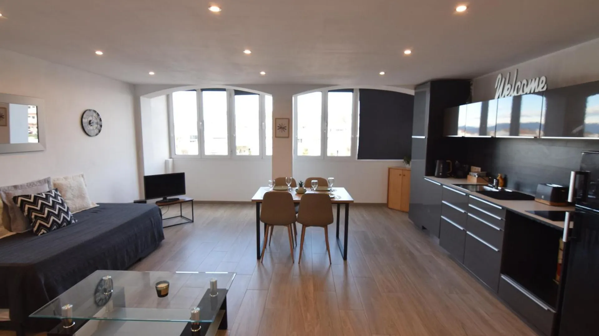 418-Apartamento Vistas Al Canal Empuriabrava 0*,  Spain