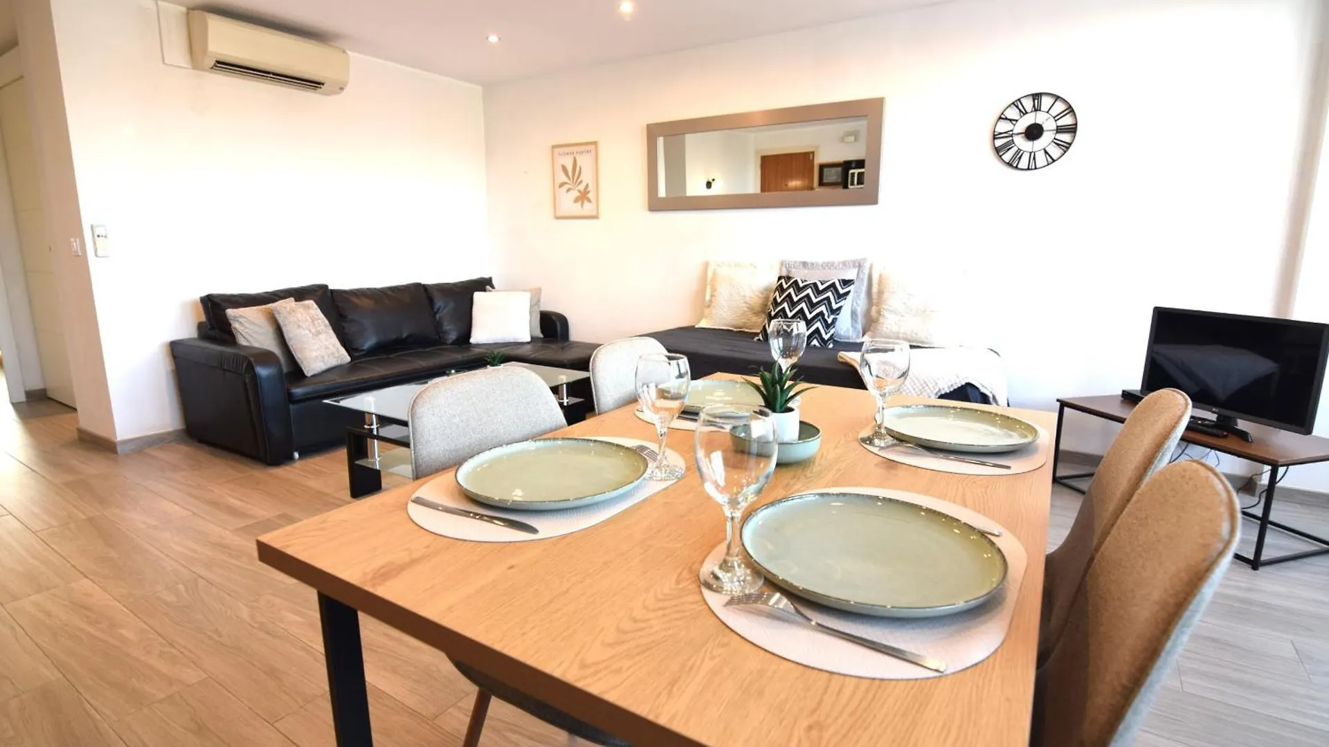 418-Apartamento Vistas Al Canal Empuriabrava Apartment